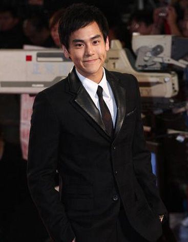 46屆金馬獎上演“黑白型男會”(圖)