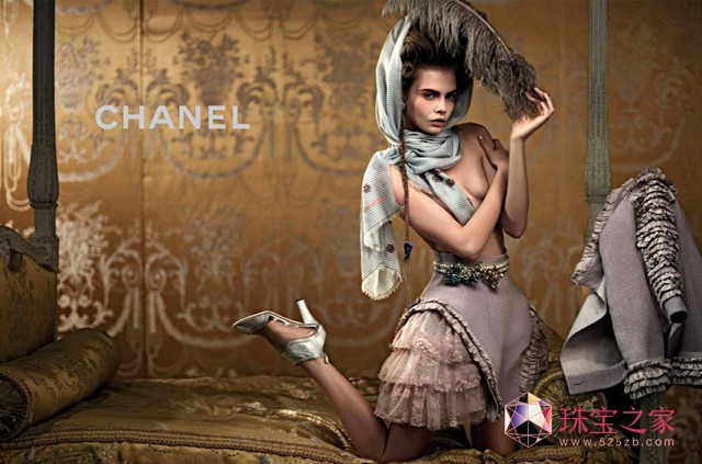 ΃ Chanel 2013 紺ŮbȼϵЏV