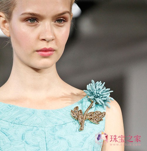 奧斯卡德拉倫塔Oscar De La Renta 2013春夏時裝秀珠寶