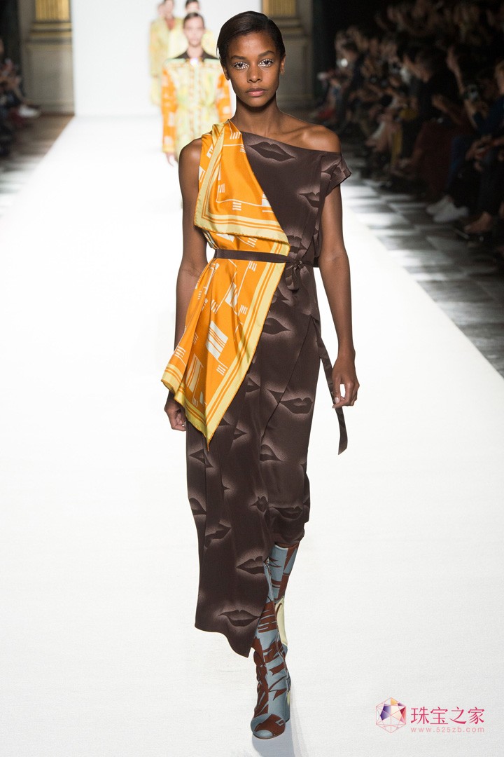 rֲʧˇgϢDries Van Noten 2018ϵЕrb