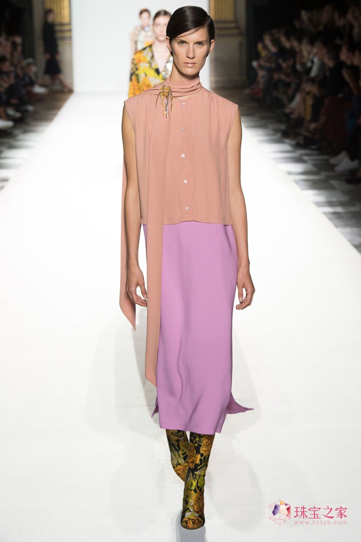 rֲʧˇgϢDries Van Noten 2018ϵЕrb